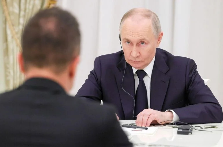 Путин и Сийярто обсудили поставки энергоресурсов в Венгрию