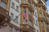 США временно разрешили Индии покупать российскую нефть