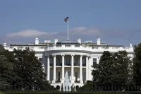 Трамп заявил, что хочет полного смещения иранского руководства