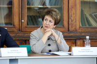 Сенатор призвала разработать новые жилищные программы для молодых россиян