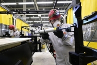 В 2025 году больше всего работающих неполный день было в автотранспортной отрасли