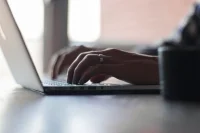 Роспотребнадзор заблокировал 5 тыс. ресурсов, предлагающих запрещенные БАДы