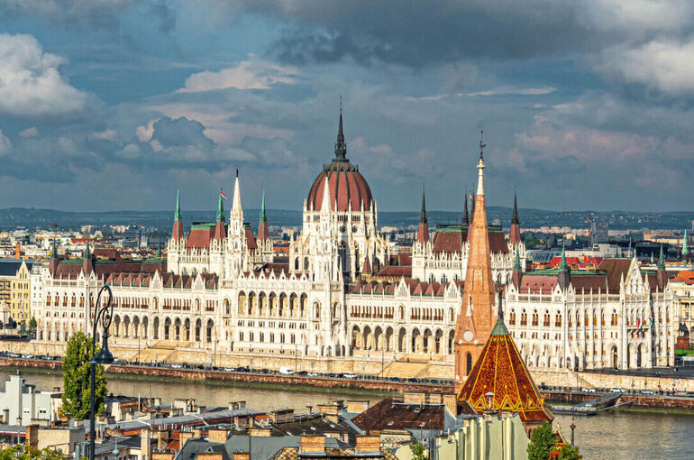 Парламент Венгрии выступил против финансовой поддержки Украины и ее вступления в ЕС