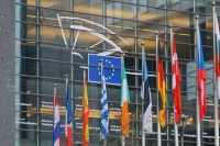 Politico: Евродепутат предупредил о новом вотуме недоверия фон дер Ляйен