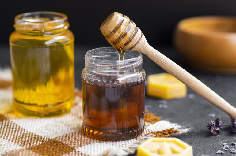 Фальсификат и опасный туризм: что еще угрожает потребителям товаров и услуг