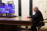 Путин обсудил с Совбезом меры защиты критически важной инфраструктуры