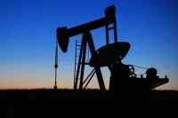 Эксперт назвал причину временного снятия нефтяных санкций США с России