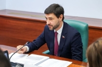 Сенатор заявил о проблеме со страхованием доставки пенсий в Донбассе и Новороссии