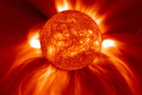 На Земле ожидаются магнитные бури после выброса солнечной плазмы