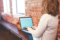 Эксперт рассказал, зачем сфере образования «белый список»