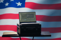 Политолог не исключил применения США ядерного оружия против Ирана