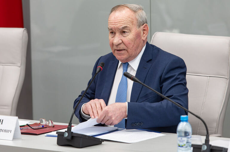 В Красноярском крае исправительные учреждения получат автомобили и тракторы