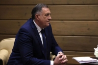 Додик заявил, что планирует поехать на парад Победы в Москве