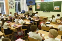 Участники опроса в канале Володина заявили о росте нагрузки на учителей