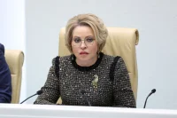 Матвиенко попросила не разрушать сложившиеся коллективы региональных театров