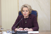Матвиенко: Необходимо строить новые общежития для студентов творческих вузов