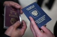 Правила выдачи вида на жительство в РФ могут стать строже