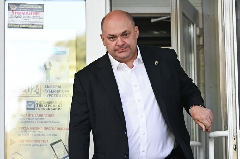 Экс-губернатор Курской области Смирнов получил 30 млн рублей от подрядчиков