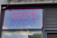 «Ведомости»: Госкомиссия поддержала полный запрет вейпов в России