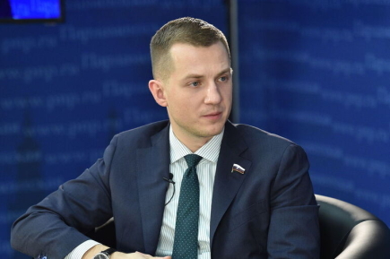 Депутат Метелев объяснил, зачем волонтерам нужно регистрироваться на «Добро.рф»