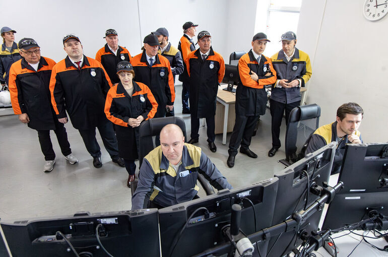 Депутаты Заксобрания побывали на Красцветмете