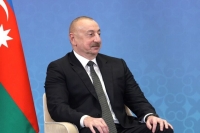 Алиев поблагодарил Россию за внимание к Азербайджанскому театру в Дербенте