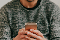 ТАСС: В Минцифры хотят принудить Apple вернуть российские приложения в AppStore