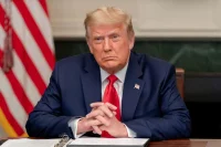 Трамп считает, что США могут взять под контроль Ормузский пролив