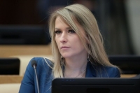 Путин наградил депутата Лантратову орденом Дружбы