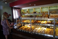 Правкомиссия одобрила поправки об освобождении общепита от НДС