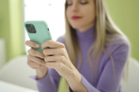 Операторы начали предупреждать россиян об отключении оплаты Apple ID