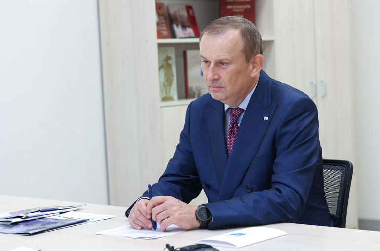 Губернатор Дрозденко заявил о повреждениях в порту Усть-Луга