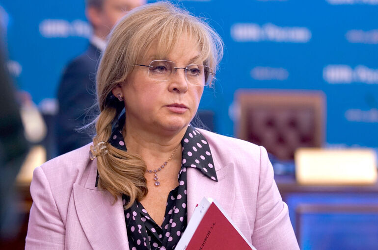 Путин проведет встречу с Памфиловой