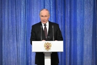 Путин запустил движение беспилотных грузовиков по трассе М-12