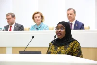 Глава парламента Мозамбика выступила в Совете Федерации