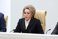 Матвиенко предложила включать недобросовестных подрядчиков в черные списки