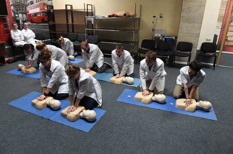 Минздрав подсчитал, сколько выпускников примут наставники в госбольницах