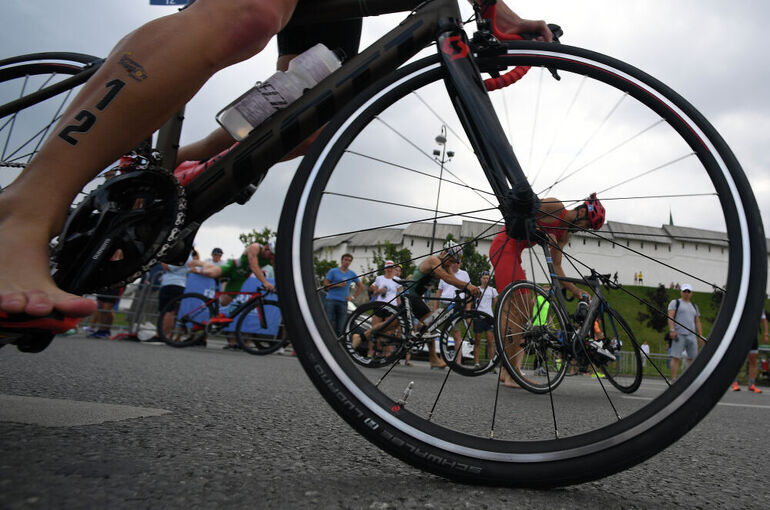 Россиян допустили до юниорских соревнований по триатлону с флагом и гимном