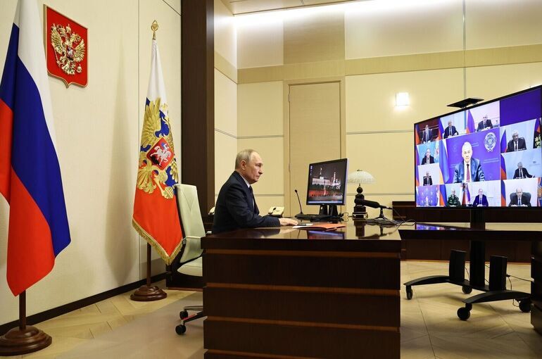 Путин обсудил с Совбезом борьбу с финансированием терроризма