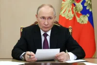 Путин поручил обеспечить возможность отложенной записи к врачу через «Госуслуги»