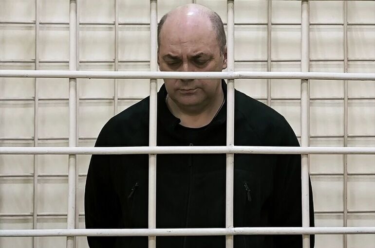 Экс-губернатора Курской области Смирнова приговорили к 14 годам колонии