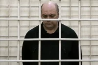 Экс-губернатора Курской области Смирнова приговорили к 14 годам колонии