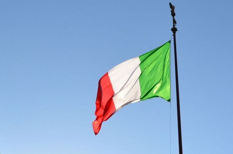 В Италии заявили, что конфликт с Ираном ставит под угрозу мировое лидерство США