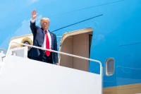 Трамп согласился на двухнедельное перемирие с Ираном