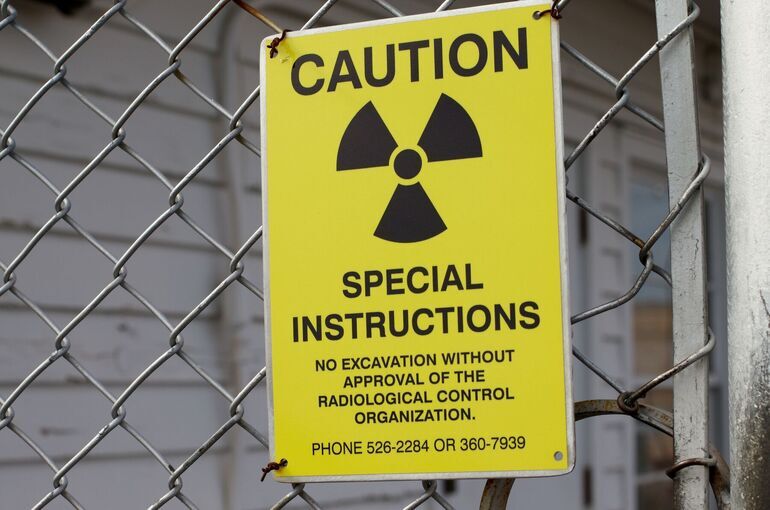 СВР: ЕС планирует тайно получить возможность создавать ядерное оружие