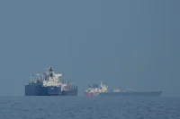 Fars: Иран остановил движение судов через Ормузский пролив после атак на Ливан