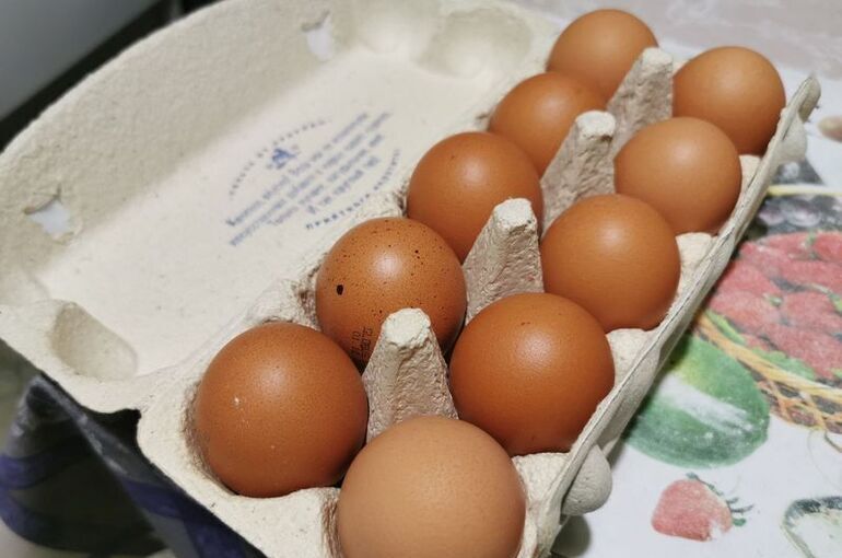 ФАС ожидает сезонного снижения цен на куриные яйца