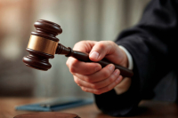 Путин подписал законы о соцгарантиях для судей из исторических регионов 