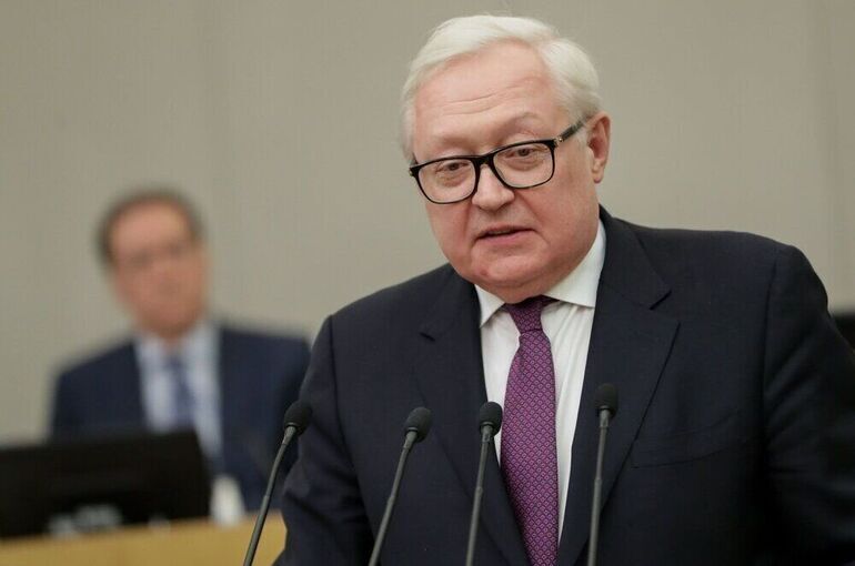 Рябков: Россия продолжит поддерживать Кубу