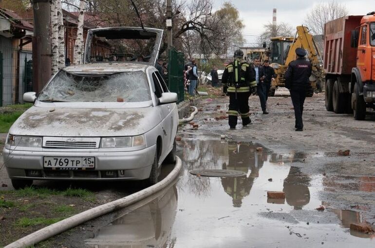 Во Владикавказе ввели режим ЧС после взрыва на складе